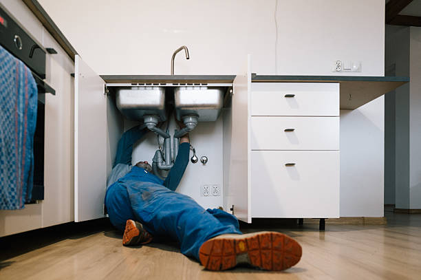 Professional Plumbing technician working in Mantoloking, NJ